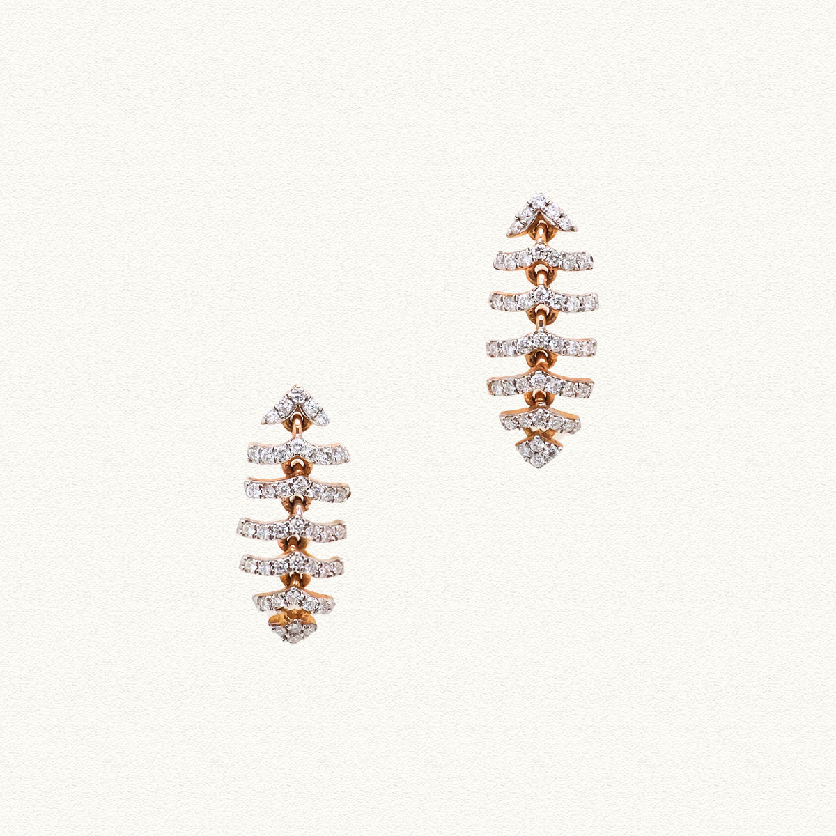 D EARRING - DIA15071